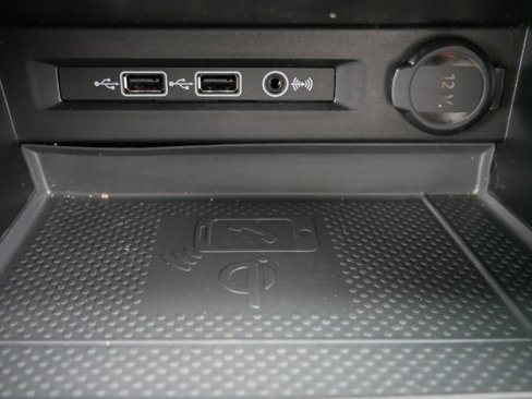 Used 2020 Volkswagen Tiguan SEL w/ 3rd Row Seat Package image 30