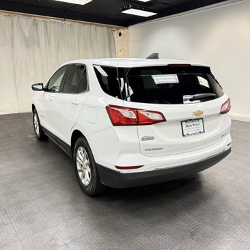 Used 2020 Chevrolet Equinox LT image 3