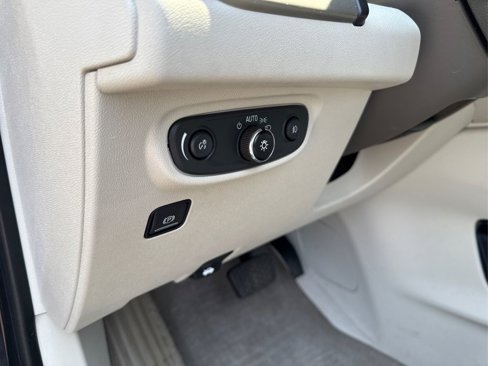 Used 2020 GMC Terrain Denali w/ Denali Premium Package image 42