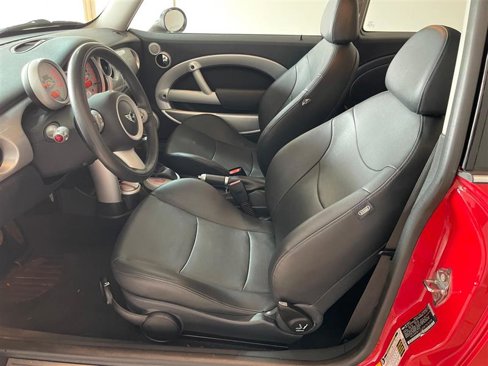 Used 2006 MINI Cooper Hardtop image 9