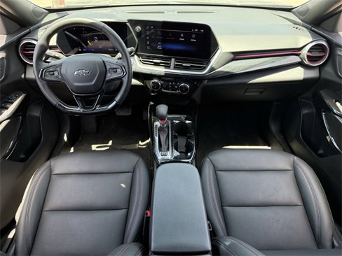 Used 2024 Chevrolet Trax RS w/ Sunroof Package image 9