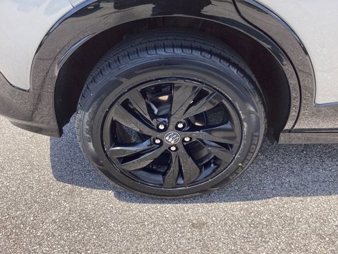 Certified 2024 Buick Encore GX Sport Touring image 12