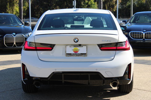 Used 2025 BMW 330i Sedan w/ M Sport Package image 6