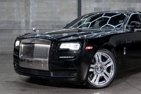 Used 2016 Rolls-Royce Ghost image 33