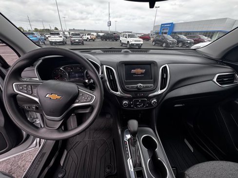 Used 2022 Chevrolet Equinox LT w/ LPO, Floor Liner Package image 13