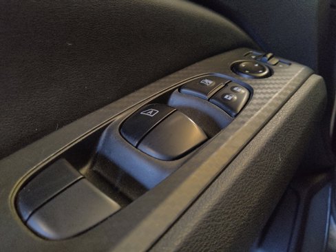 Used 2024 Nissan Altima 2.5 SV image 27