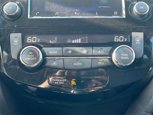 Certified 2020 Nissan Rogue SV image 13