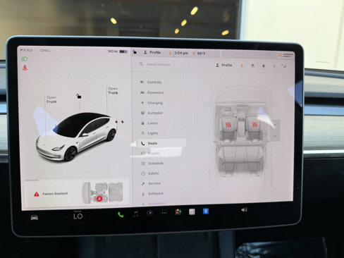 Used 2021 Tesla Model 3 Standard Range Plus image 13