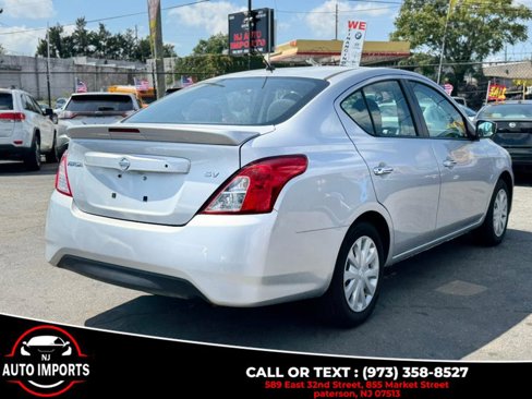 Used 2017 Nissan Versa SV image 7