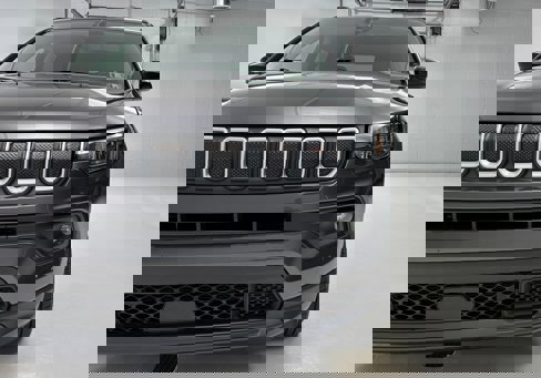Used 2022 Jeep Compass Latitude w/ Sun and Sound Group image 10