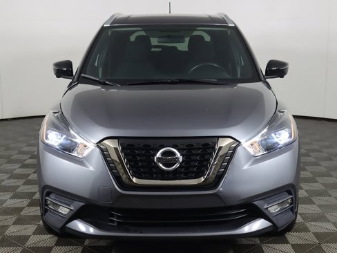 Used 2019 Nissan Kicks SR image 8