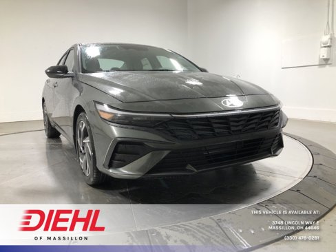 New 2025 Hyundai Elantra Sport image 1