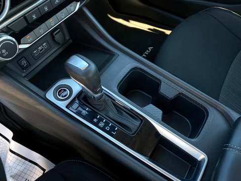 Used 2024 Nissan Sentra SV image 18