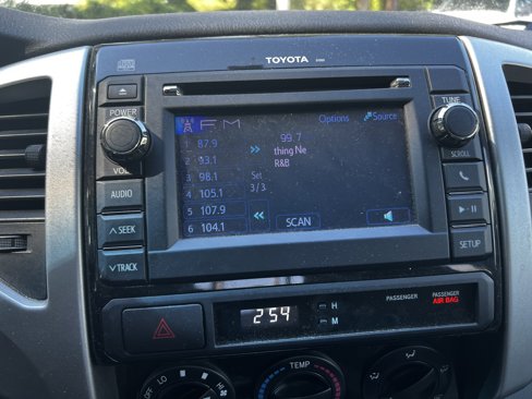 Used 2013 Toyota Tacoma 2WD Access Cab image 21