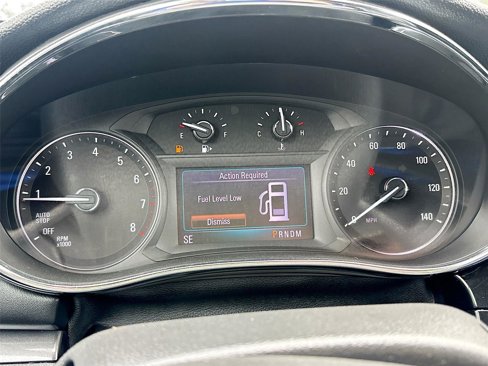 Used 2019 Buick Encore Essence image 13