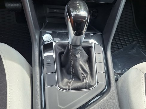 New 2025 Volkswagen Taos S image 17