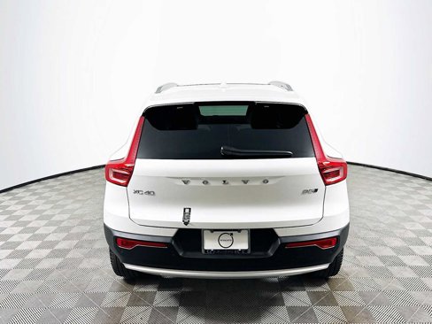 Used 2025 Volvo XC40 B5 Plus w/ Protection Package image 6