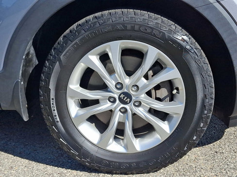 Used 2020 Kia Telluride LX image 8