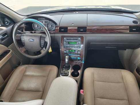 Used 2008 Ford Taurus SEL image 9