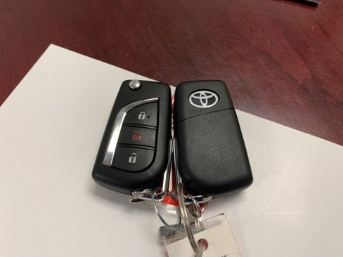 Used 2024 Toyota RAV4 LE image 10