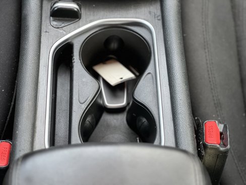 Used 2016 Chrysler 200 Limited image 18