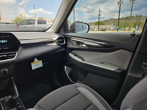 New 2026 Chevrolet TrailBlazer LS w/ LS Convenience Package image 3