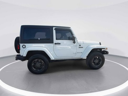 Used 2018 Jeep Wrangler Sport image 9