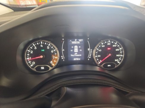 Used 2015 Jeep Renegade Latitude w/ Trailer Tow Group image 22