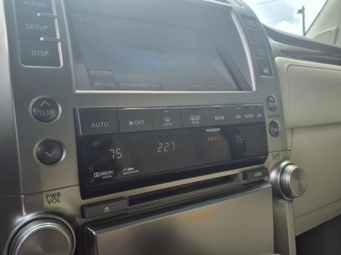 Used 2011 Lexus GX 460 image 23
