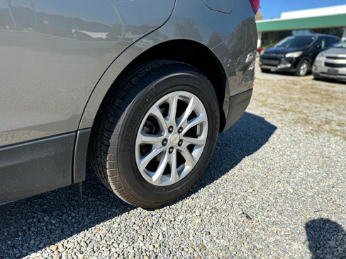 Used 2018 Chevrolet Equinox LT image 10
