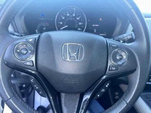Used 2022 Honda HR-V EX-L image 6