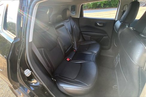 Used 2020 Jeep Compass Latitude image 25
