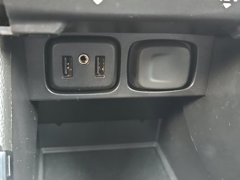 Used 2020 Buick Encore Preferred image 36