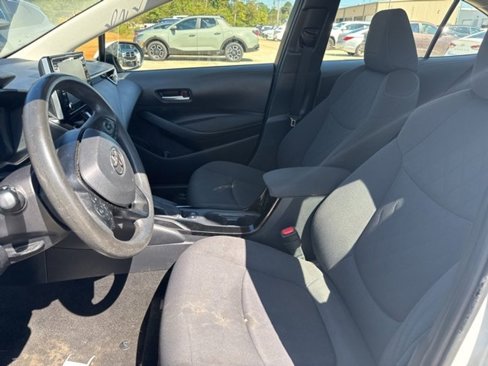 Used 2020 Toyota Corolla LE image 10