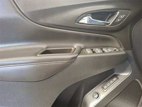Used 2021 Chevrolet Equinox Premier image 15