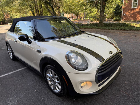 Used 2016 MINI Cooper Convertible image 10