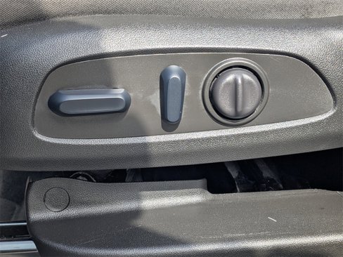 Used 2024 Chevrolet Equinox LT image 23