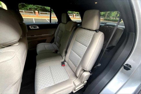 Used 2013 Ford Explorer XLT image 19
