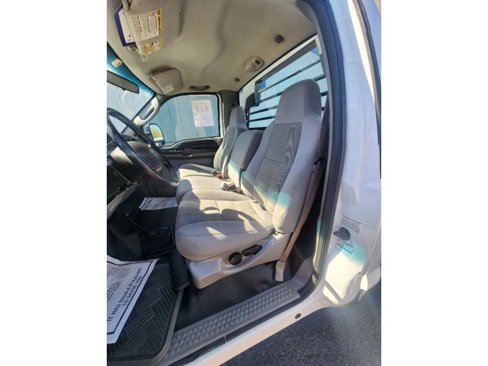 Used 2006 Ford F350 4x4 Regular Cab DRW Super Duty image 13