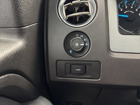 Used 2013 Ford F150 XLT w/ Luxury Equipment Group image 30