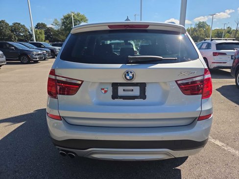Used 2017 BMW X3 sDrive28i image 4