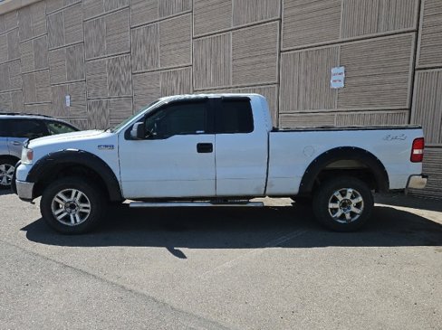 Used 2006 Ford F150 XLT image 2