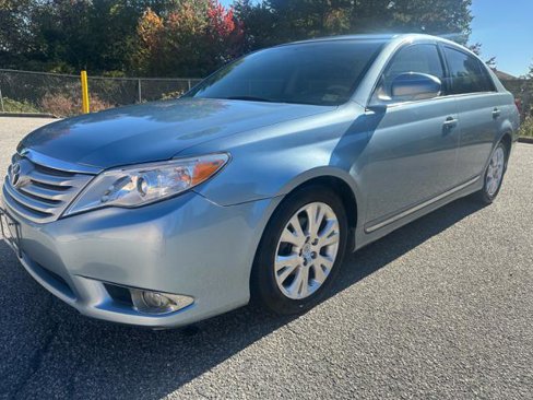 Used 2012 Toyota Avalon image 1