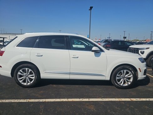 Used 2018 Audi Q7 3.0T Premium Plus w/ Premium Plus Package image 3