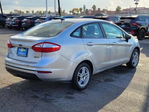 Used 2019 Ford Fiesta SE image 5