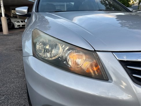 Used 2011 Honda Accord EX-L image 20