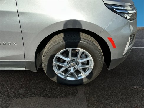 Used 2023 Chevrolet Equinox LT image 34