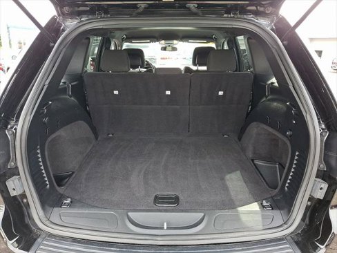 Certified 2020 Jeep Grand Cherokee Laredo image 31