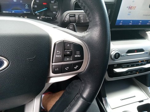 Used 2020 Ford Explorer XLT w/ Equipment Group 202A image 20