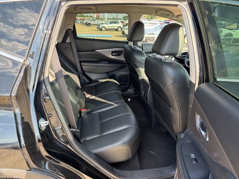 Used 2023 Nissan Murano SV image 12